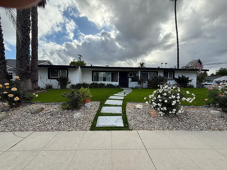 9253 Petit Ave — Photo 9
