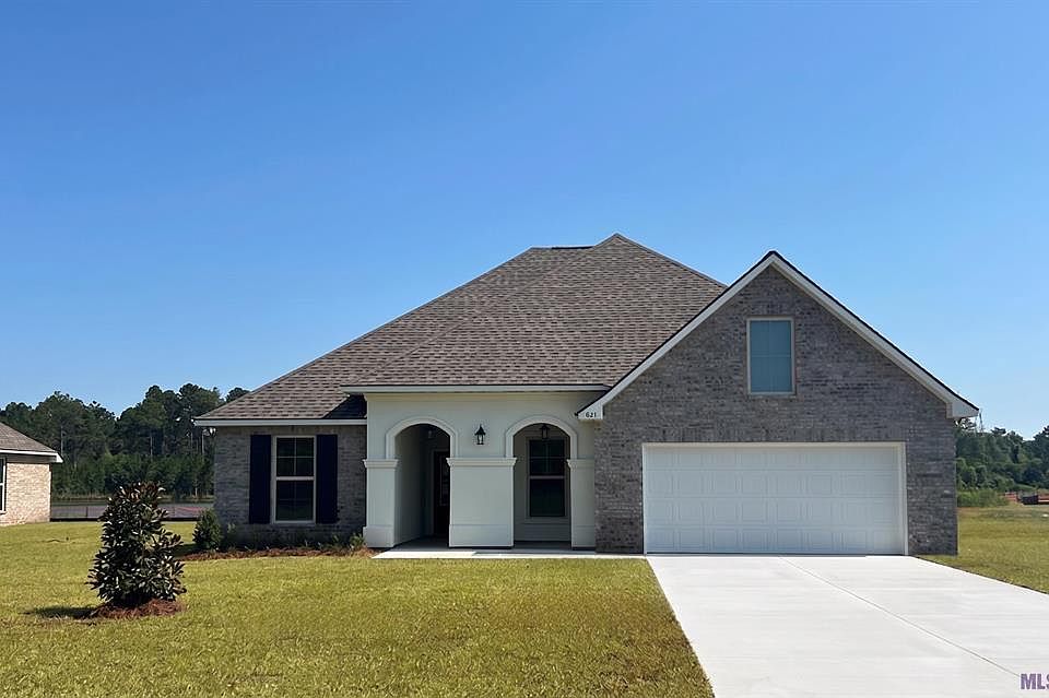 1st image of 621 Ramsey Spring Dr