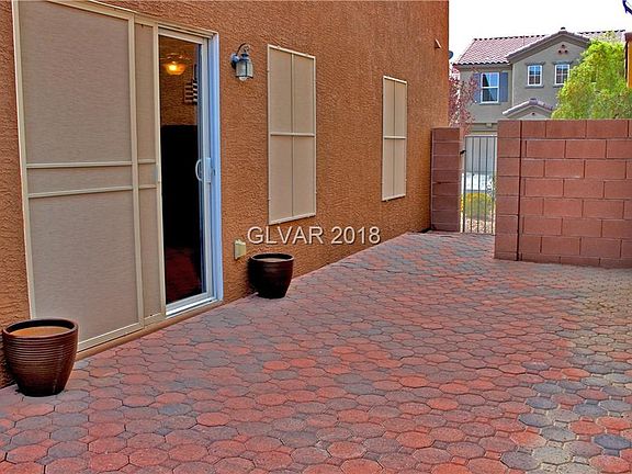 3rd image of 568 Beckton Park Ave
