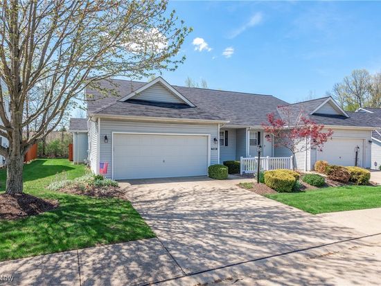 7180 Lilac Ct, North Olmsted, OH 44070