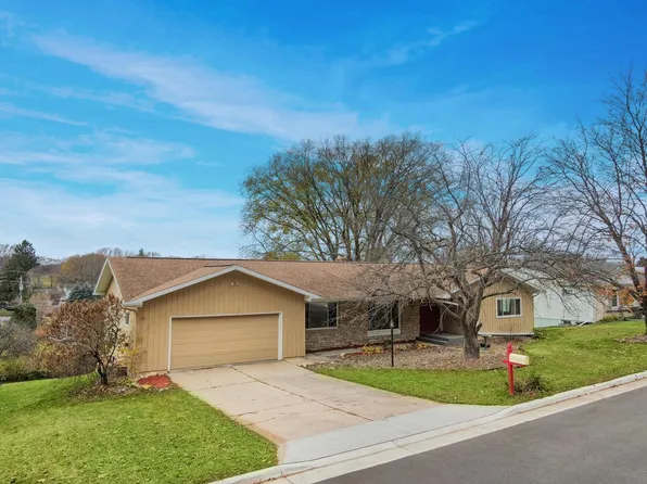 926 Cliffwood LANE, La Crosse, WI 54601