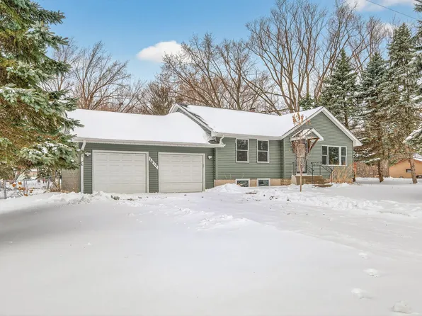 1612 Goodview Ave N, Oakdale, MN 55128