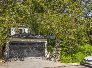 4115 Stone Canyon Ave, Sherman Oaks, CA 91403