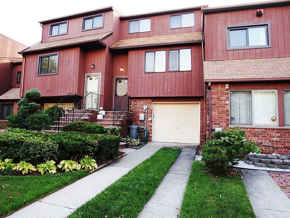 1st image of 34 Stonegate Dr