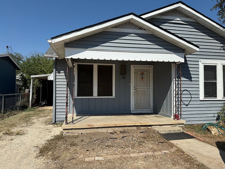 1st image of 547 Monticello Ct