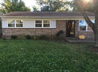 6002 Stillridge Ct, Louisville, KY 40229