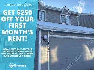 2934 S Scranton St, Aurora, CO 80014