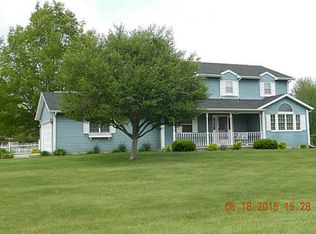 14451 Charm Hill Dr, Sidney, OH