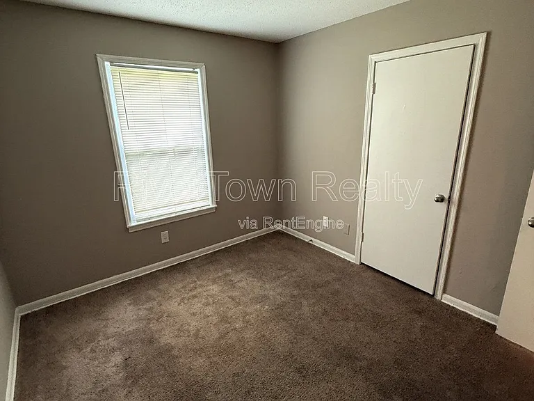 3386 Spring Water Cv — Photo 15