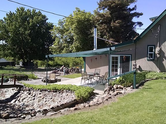 Pond & patio w/ shade cloth
