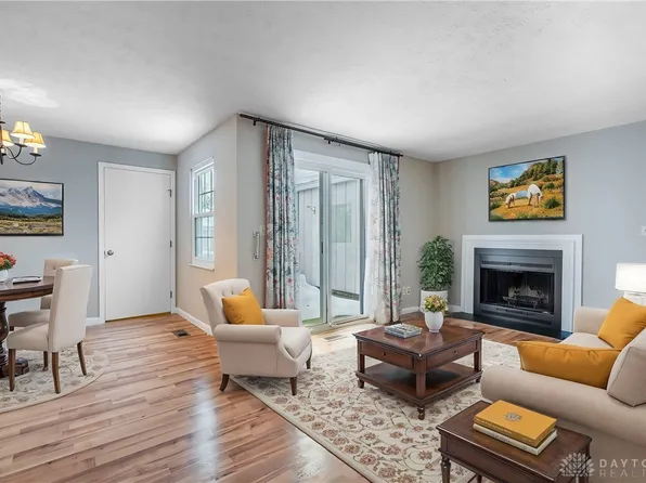6475 Little John Cir, Dayton, OH 45459