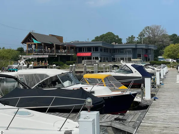 12755 S Marina Village Dr #116, Traverse City, MI 49684