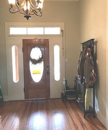 3rd image of 504 6th St