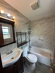 Rented by R New York