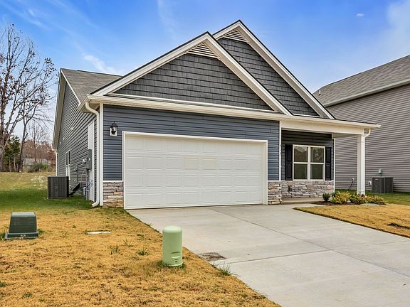 3rd image of 713 Wilderland Way Lot 12