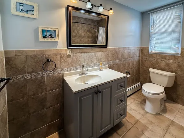 125 Poplar Street image 28 of 44