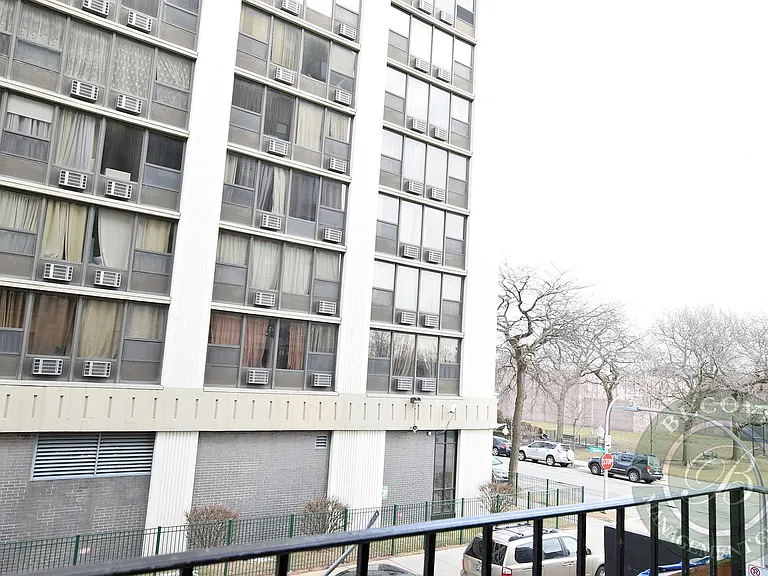 The Legacy HB at Clarendon Park — Photo 30