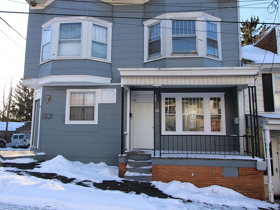 1st image of 402 W Cherry St #11325148