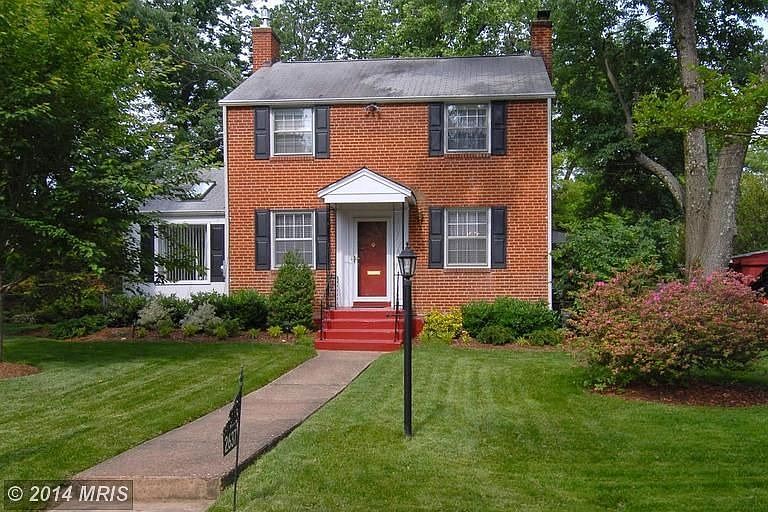 1st image of 2637 Woodley Pl