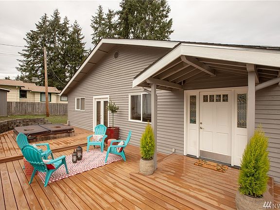 2nd image of 10216 132nd Ave NE