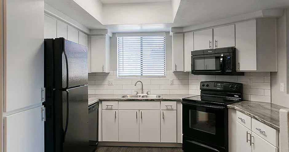 The Heritage Apartment Homes — Photo 2