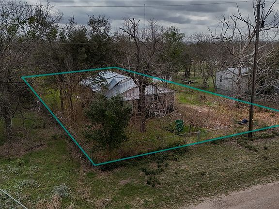 4th image of 803 S Burleson Ave