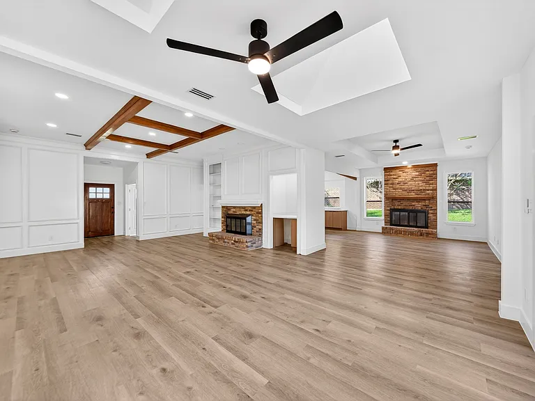 1213 Sycamore Dr — Photo 10