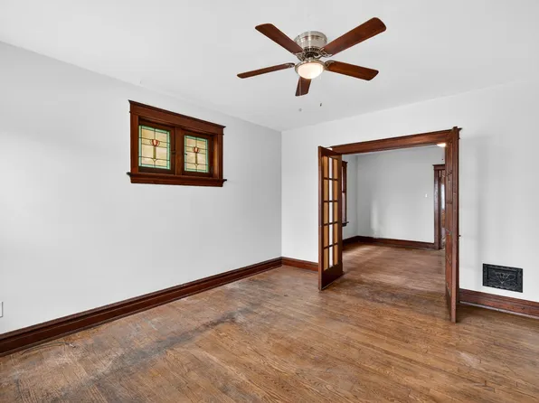 4219-4221 Bates St, Saint Louis, MO 63116