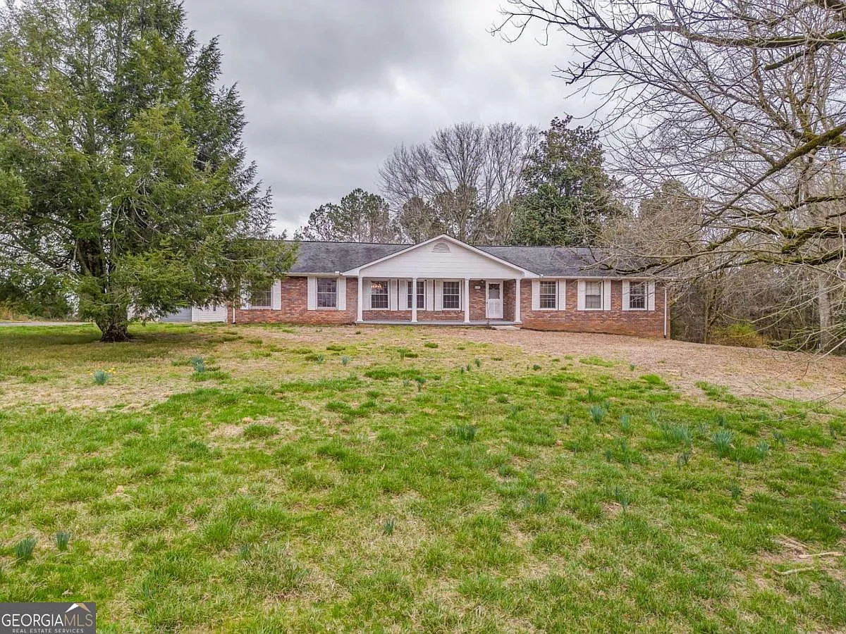 1065 Cartersville St photo 1