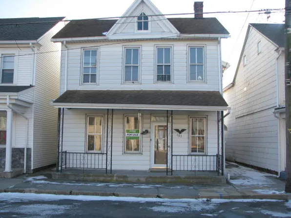 103 W Main St, Fredericksburg, PA 17026
