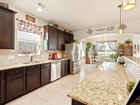 2416 Fall Leaf Ct, Denton, TX 76209