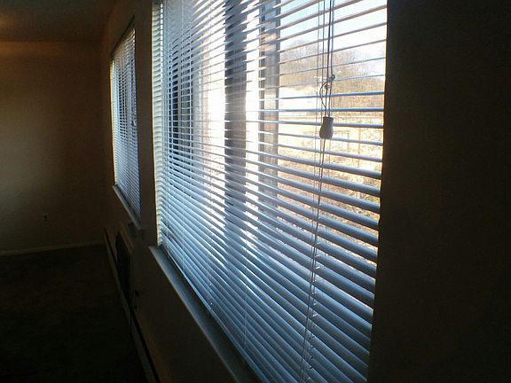 3rd image of 201 1/2 Philadelphia Pike APT 327