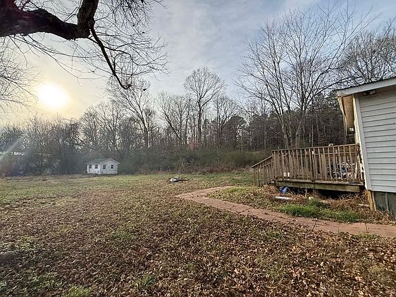 5th image of 531 Big Rock Rd