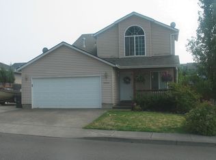 37480 Goldenrain St, Sandy, OR 97055