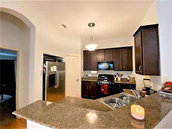 5th image of 2714 Rivers End Dr
