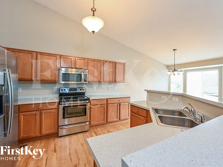 6122 S Quemoy Ct — Photo 6