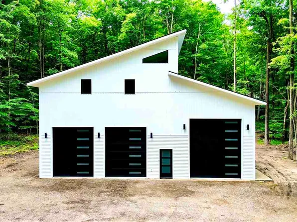 3434 Marshall Rd, Boyne City, MI 49712
