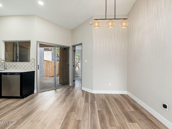4th image of 6230 N 33RD Avenue #127