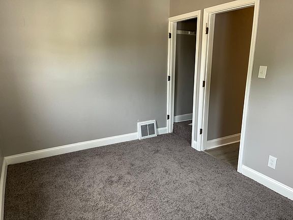 5th image of 242 Elizabeth St #2A