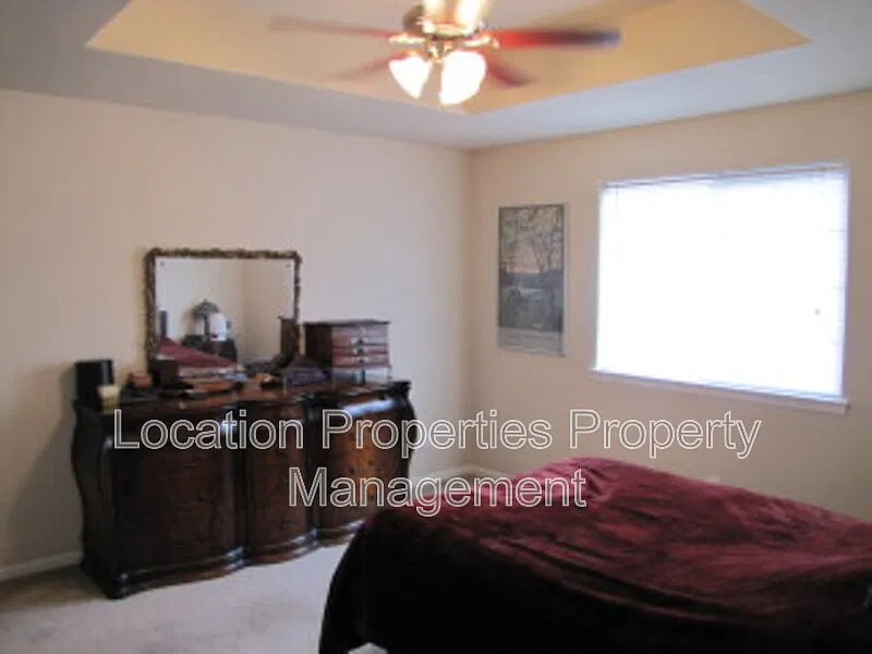 2 bed, 2.0 bath, 1066 sqft, $1,795 — Photo 3