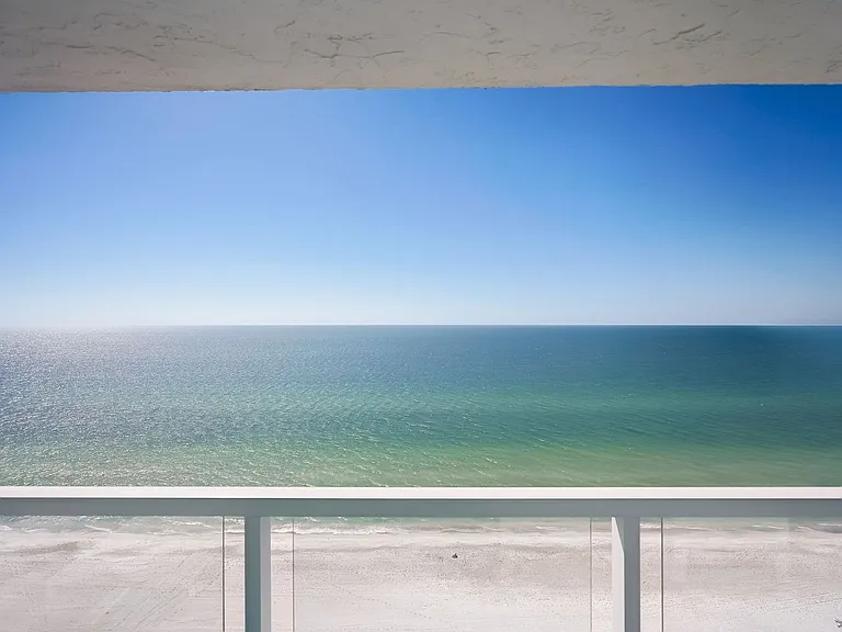 2425 Gulf Of Mexico Dr #14B — Photo 26