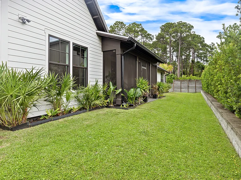 77 W Lamb Dr — Photo 5