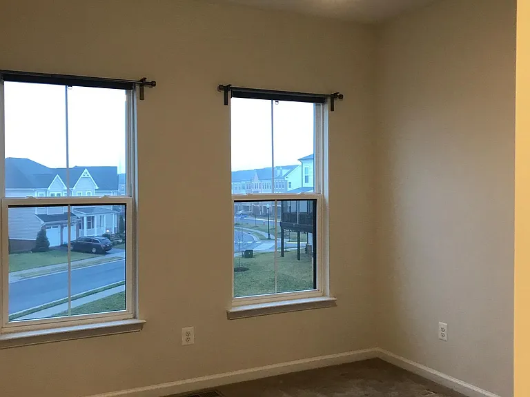 42314 Rockrimmon Ter — Photo 52