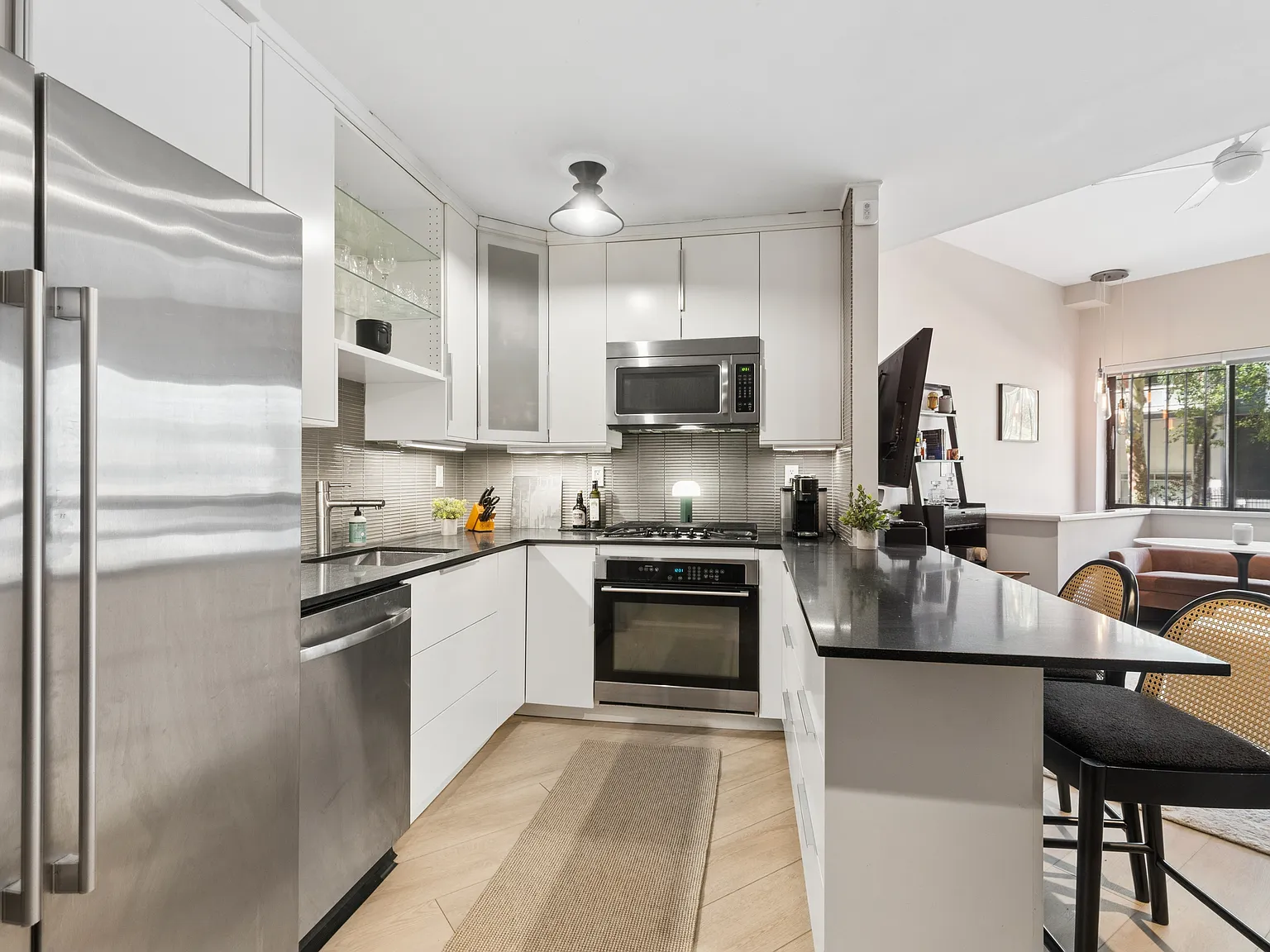77 Bleecker Street — Photo 4