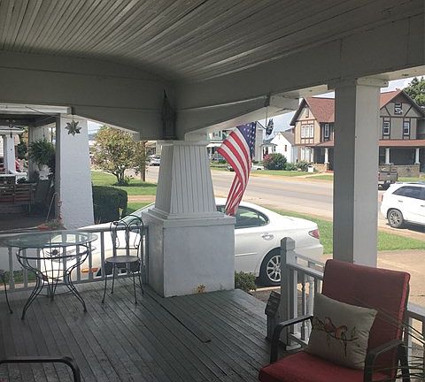 4th image of 1306 Forest Ave