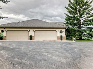 36 E Sunset Way, Foothills County, AB T0L1W3