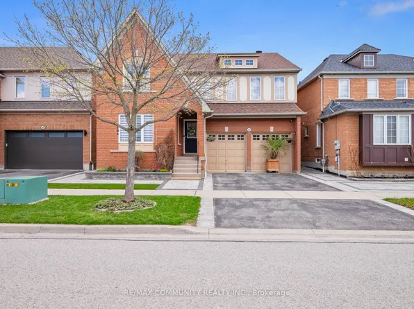 54 Morland Cres, Ajax, ON L1T 4P5