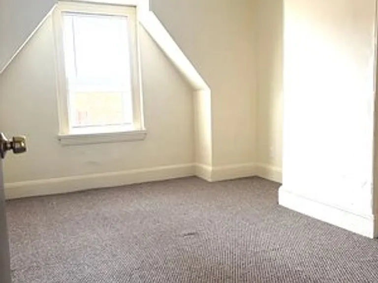 20 Blaine St #TOWNHOUSE — Photo 4