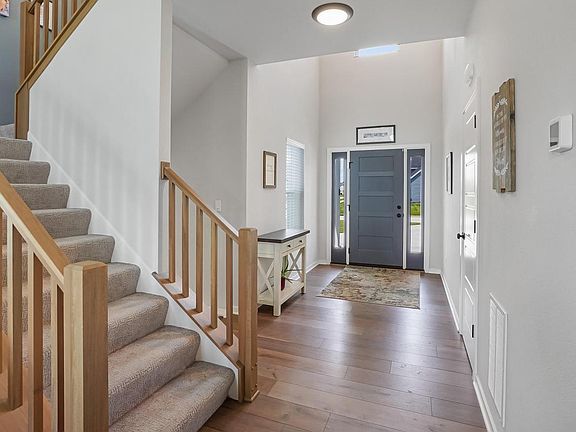 4th image of 35233 Walleye COURT