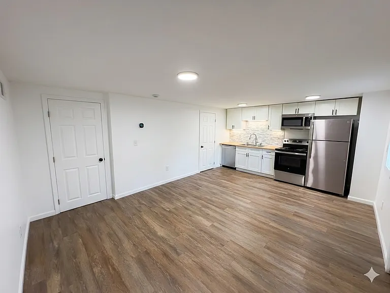 4230 Skyline Dr #B — Photo 5